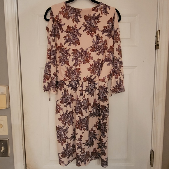 Cato Open Shoulder Paisley Print Dress - Picture 2 of 8